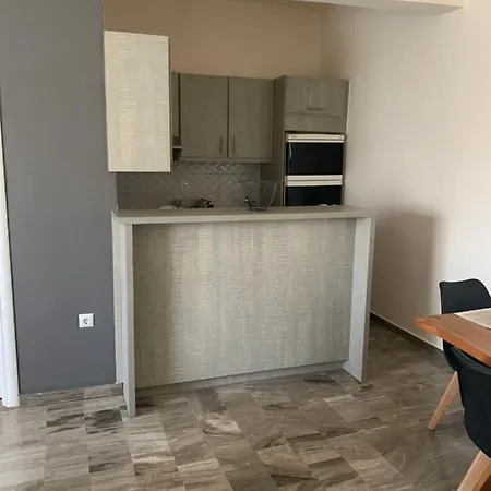 Eucalyptοs House Apartment